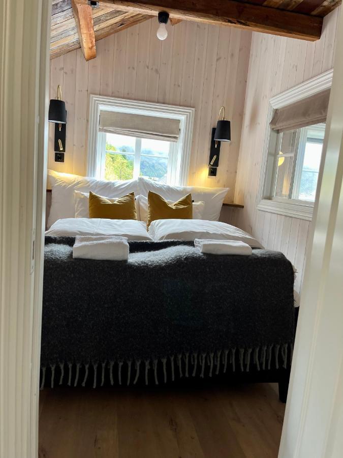 Lofoten Suite Apartments - Rostad Retro Rorbuer 雷讷 外观 照片