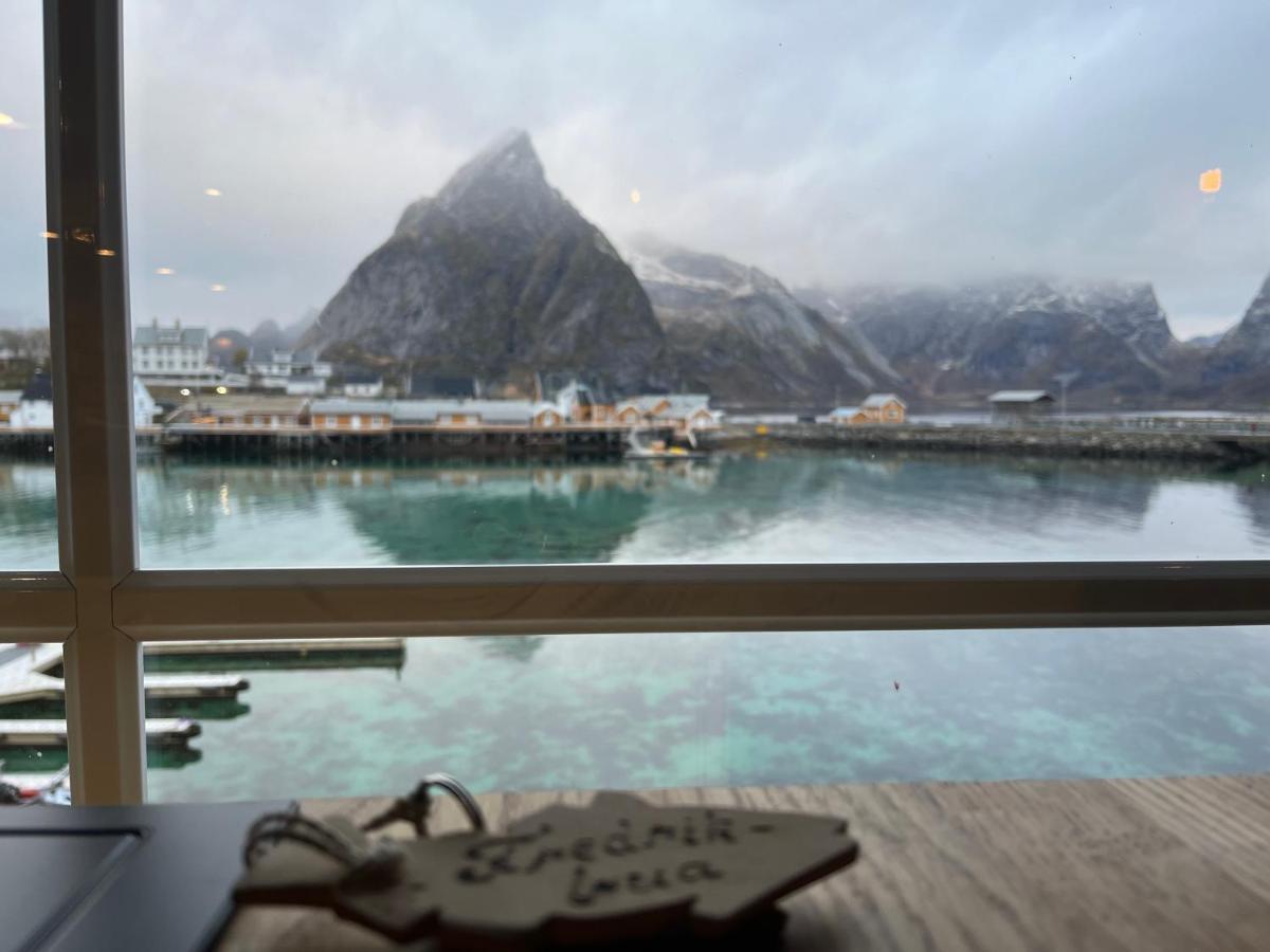 Lofoten Suite Apartments - Rostad Retro Rorbuer 雷讷 外观 照片