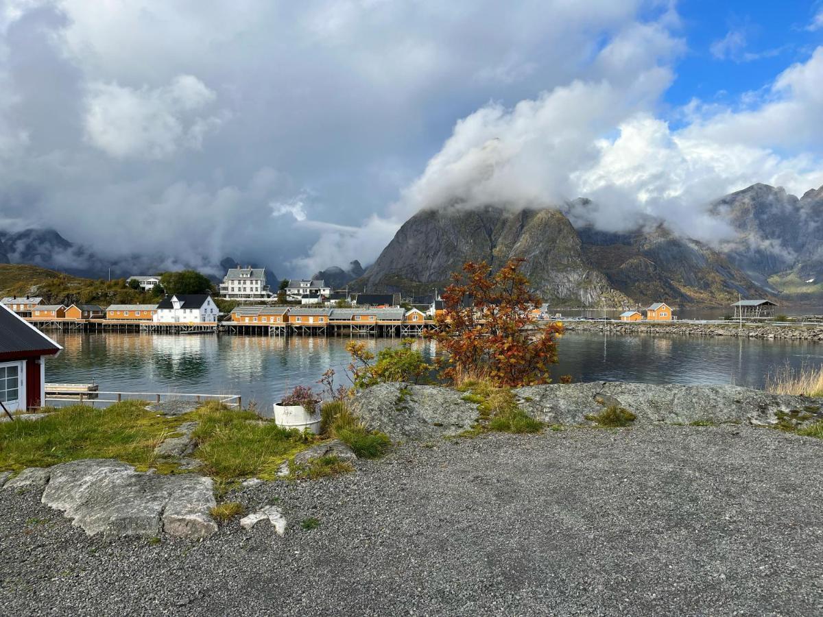 Lofoten Suite Apartments - Rostad Retro Rorbuer 雷讷 外观 照片