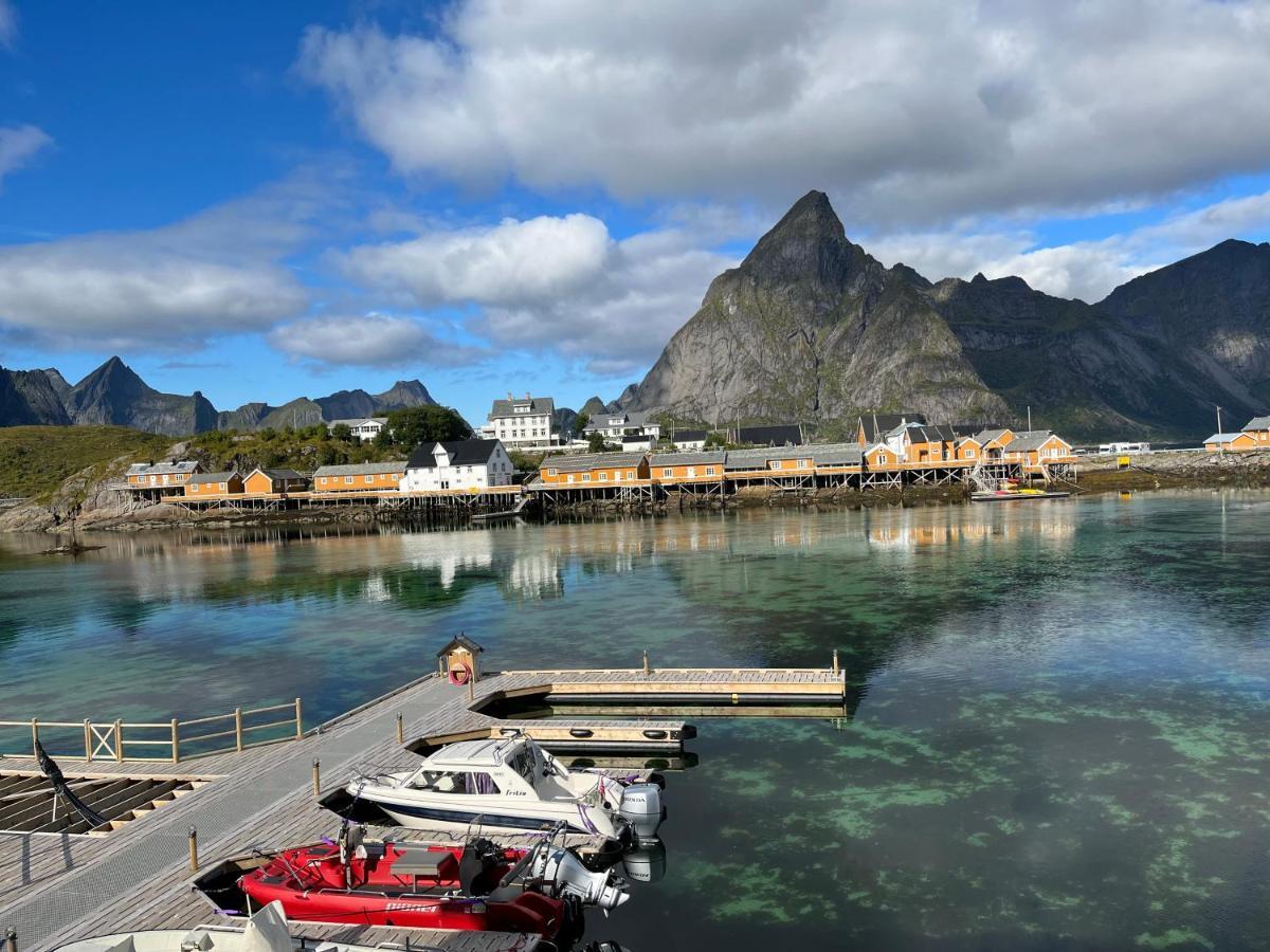 Lofoten Suite Apartments - Rostad Retro Rorbuer 雷讷 外观 照片