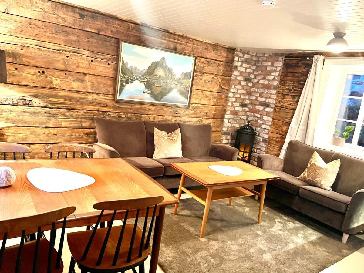 Lofoten Suite Apartments - Rostad Retro Rorbuer 雷讷 外观 照片