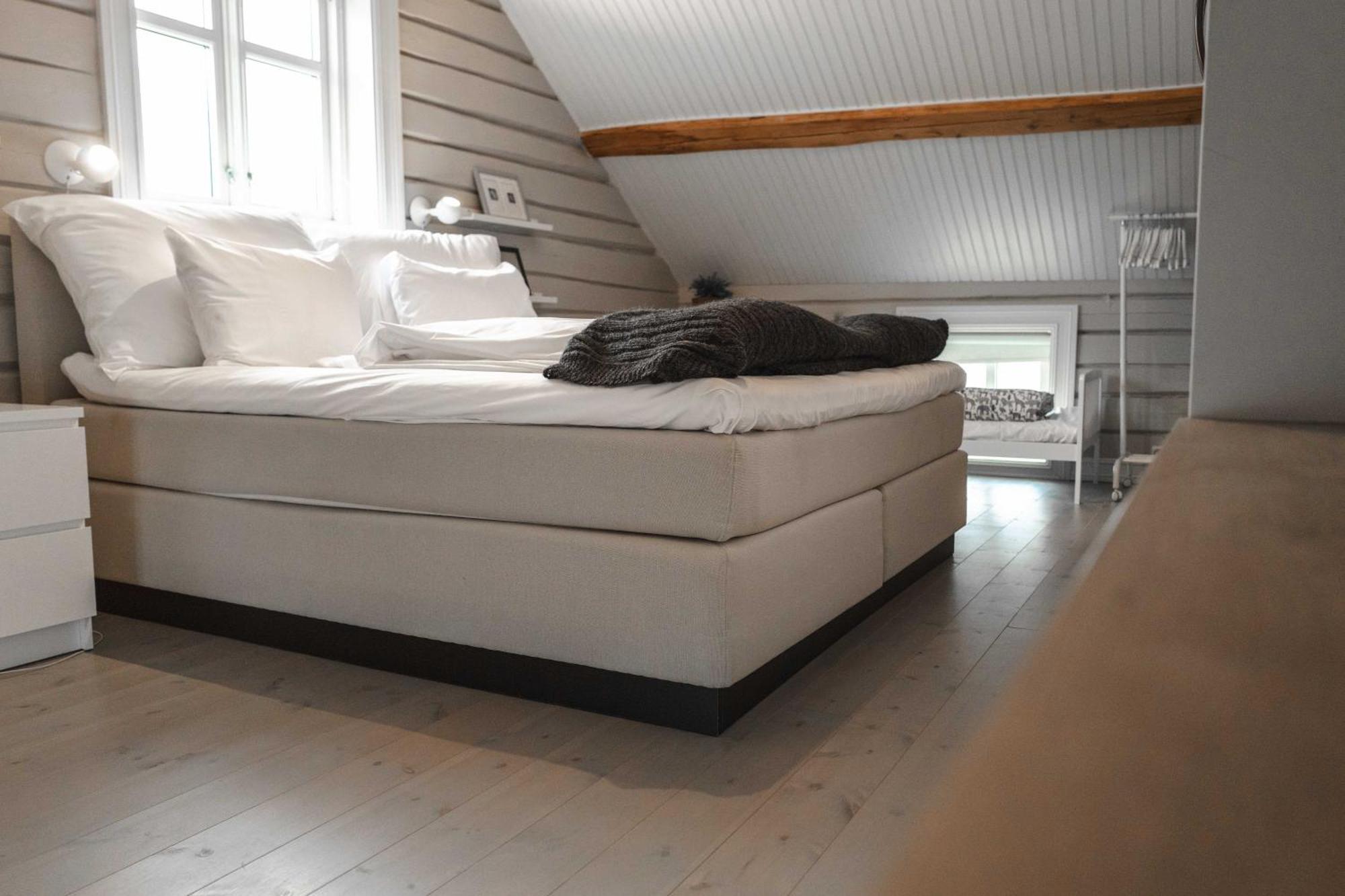 Lofoten Suite Apartments - Rostad Retro Rorbuer 雷讷 外观 照片