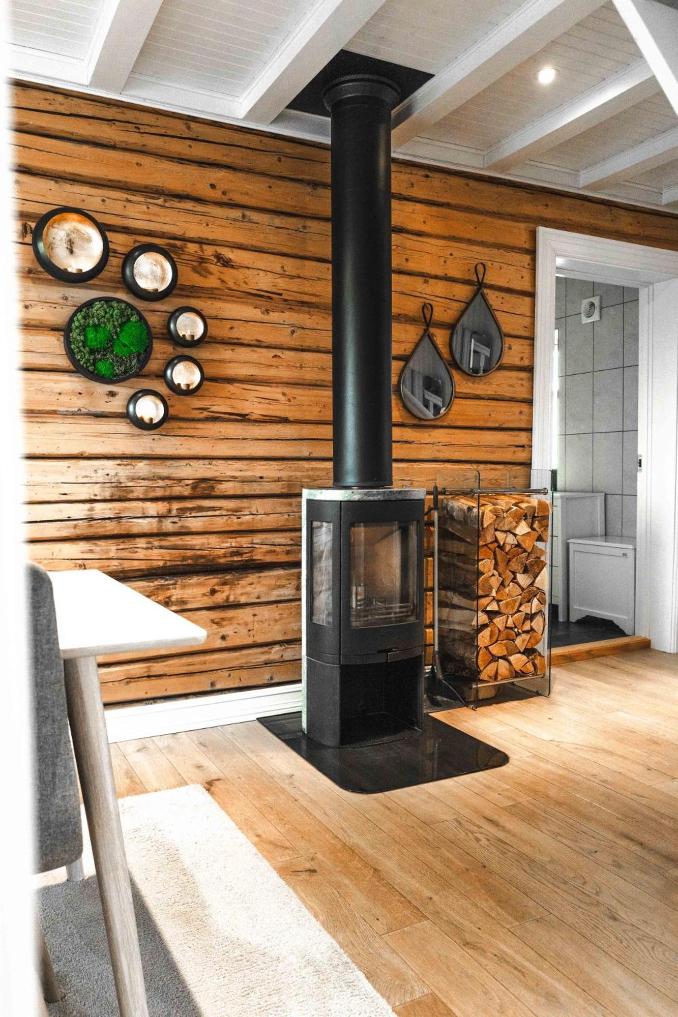 Lofoten Suite Apartments - Rostad Retro Rorbuer 雷讷 外观 照片